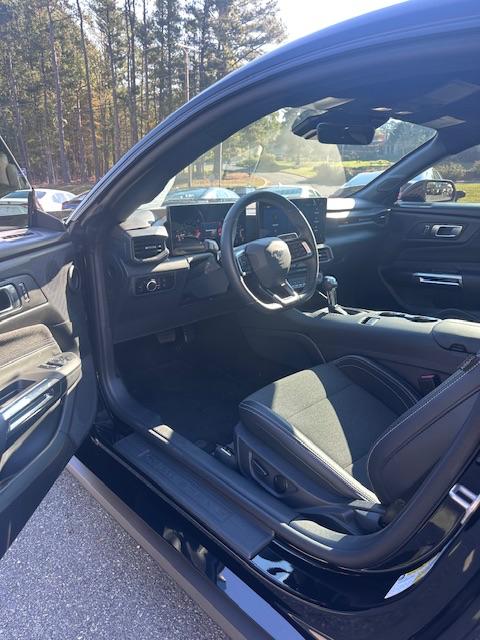 Ford Mustang EcoBoost Fastback 2025
