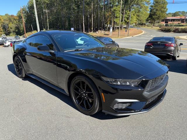 Ford Mustang EcoBoost Fastback 2025