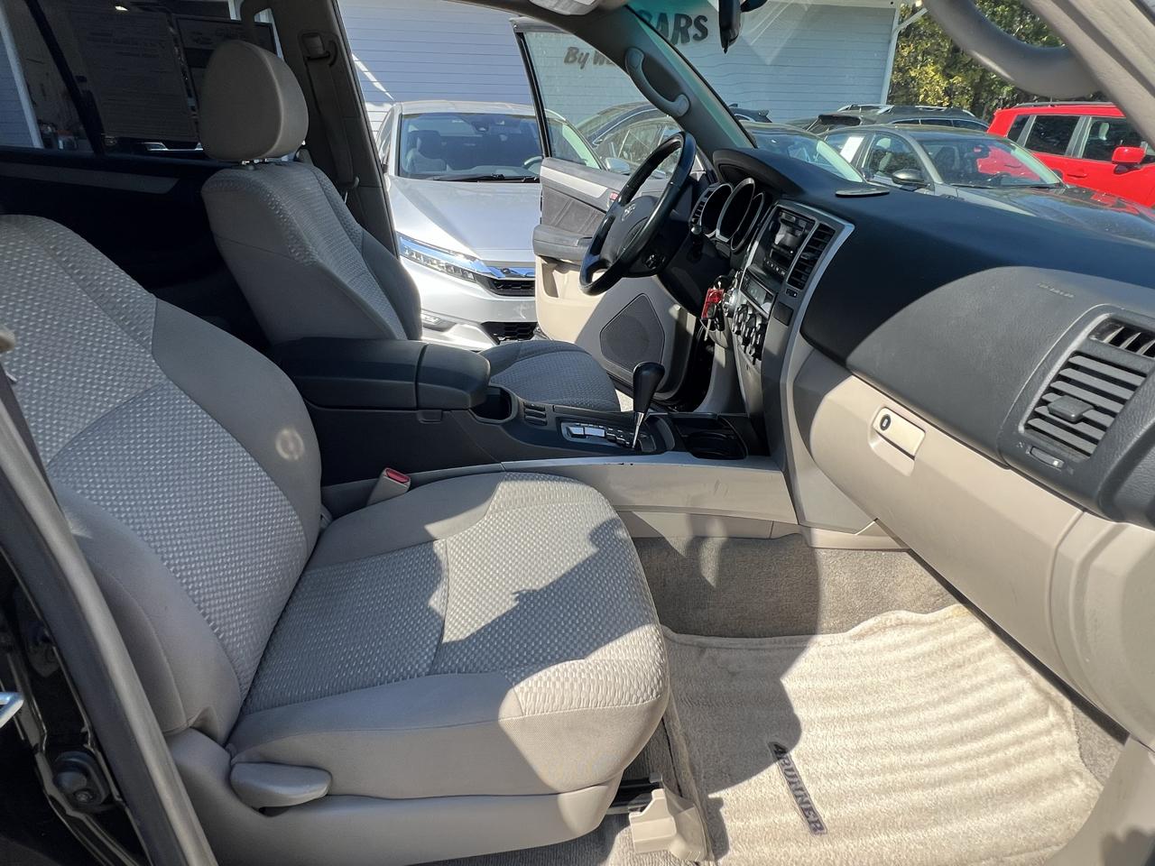 Toyota 4Runner 4dr SR5 V6 Auto 4WD (Natl) 2006