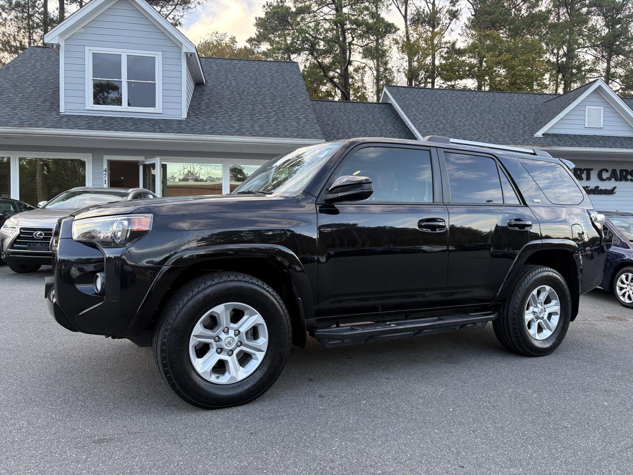 Toyota 4Runner SR5 V6 4WD 2019