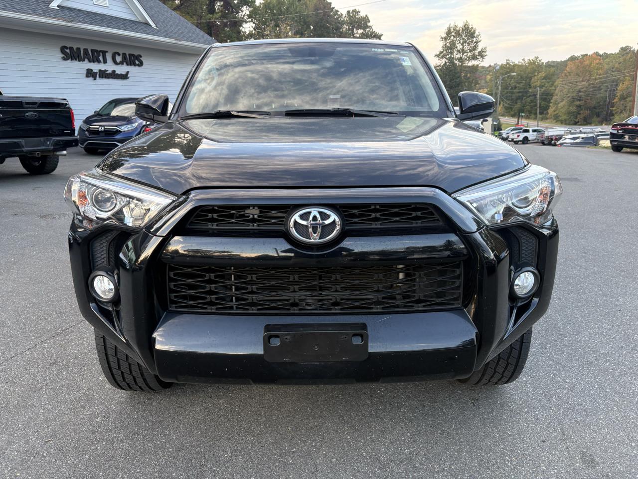 Toyota 4Runner SR5 V6 4WD 2019