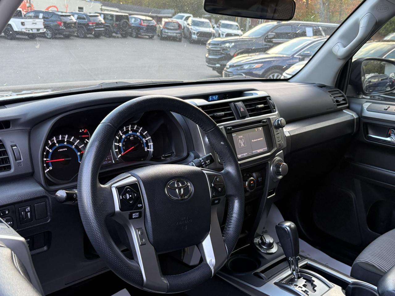 Toyota 4Runner SR5 V6 4WD 2019