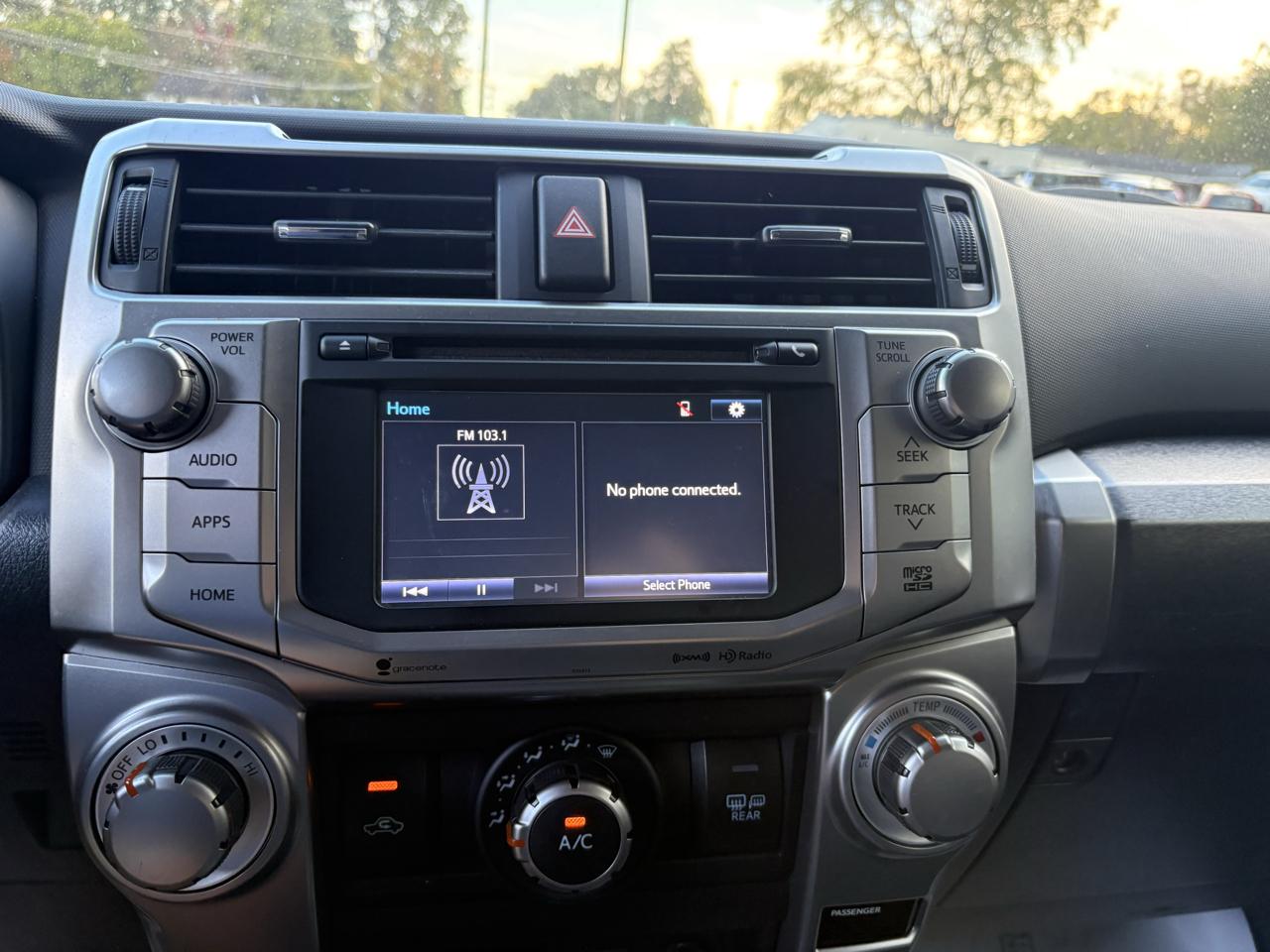 Toyota 4Runner SR5 V6 4WD 2019