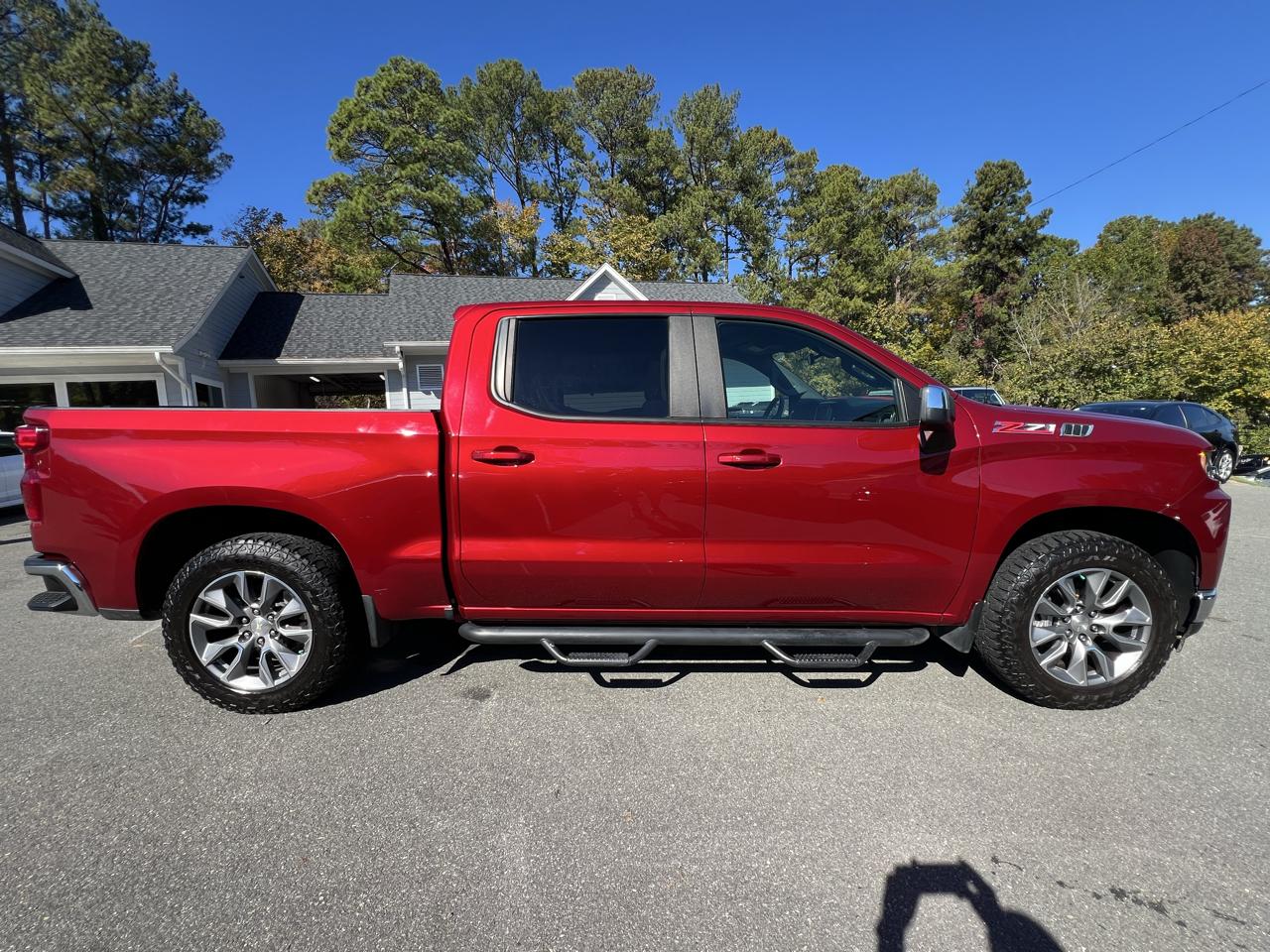 Chevrolet Silverado 1500 4WD Crew Cab 147" LT w/1LT 2021