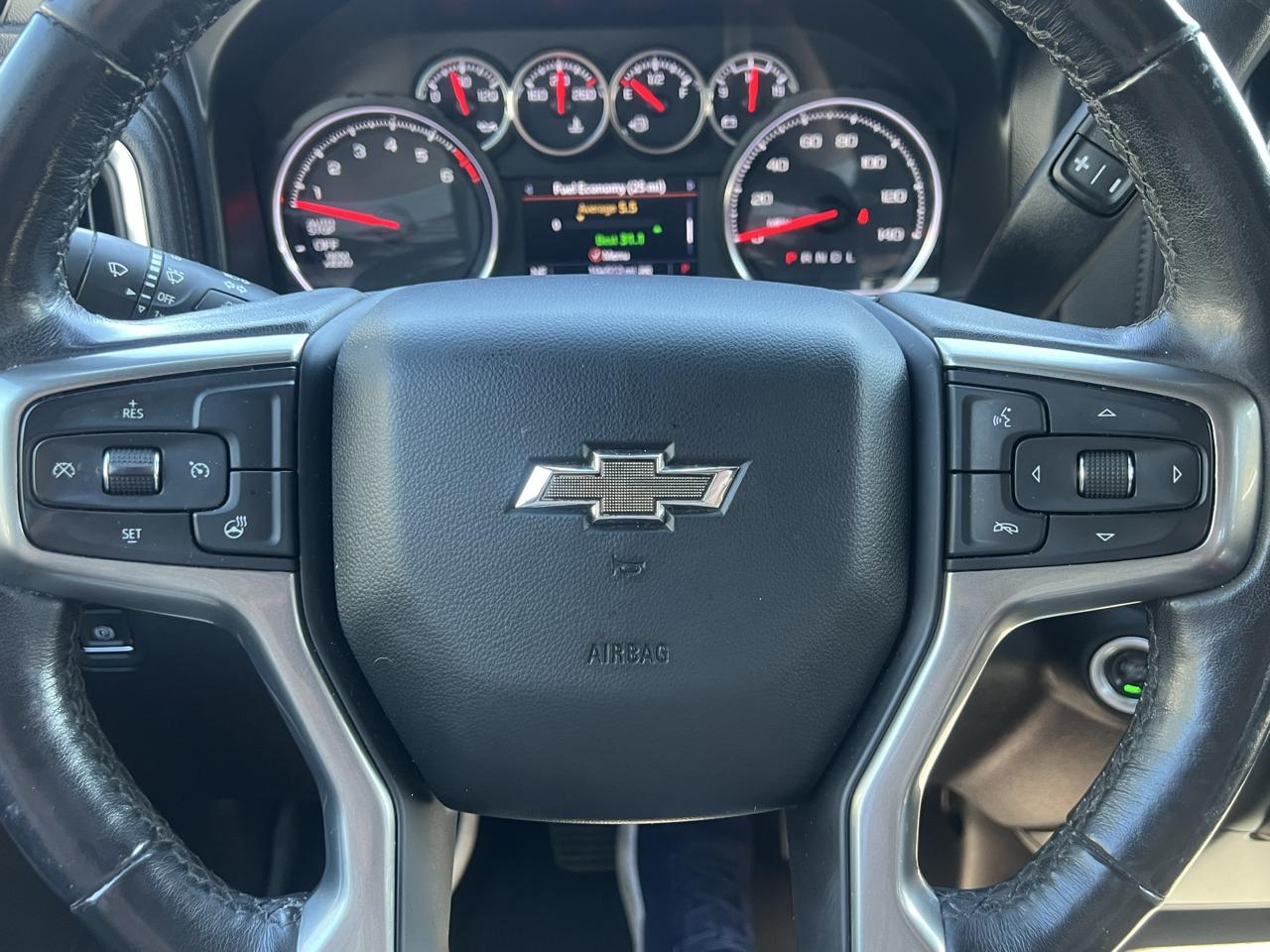 Chevrolet Silverado 1500 4WD Crew Cab 147" LT w/1LT 2021