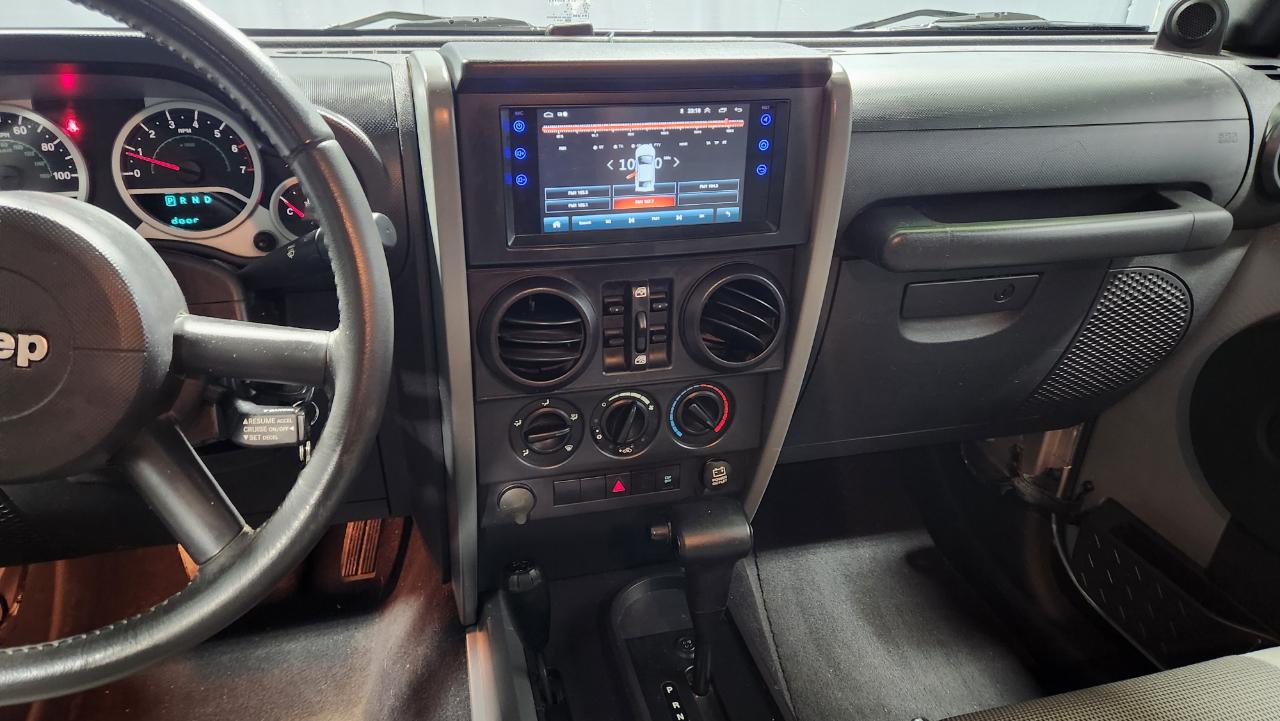 Jeep Wrangler Unlimited Sahara 4WD 2007