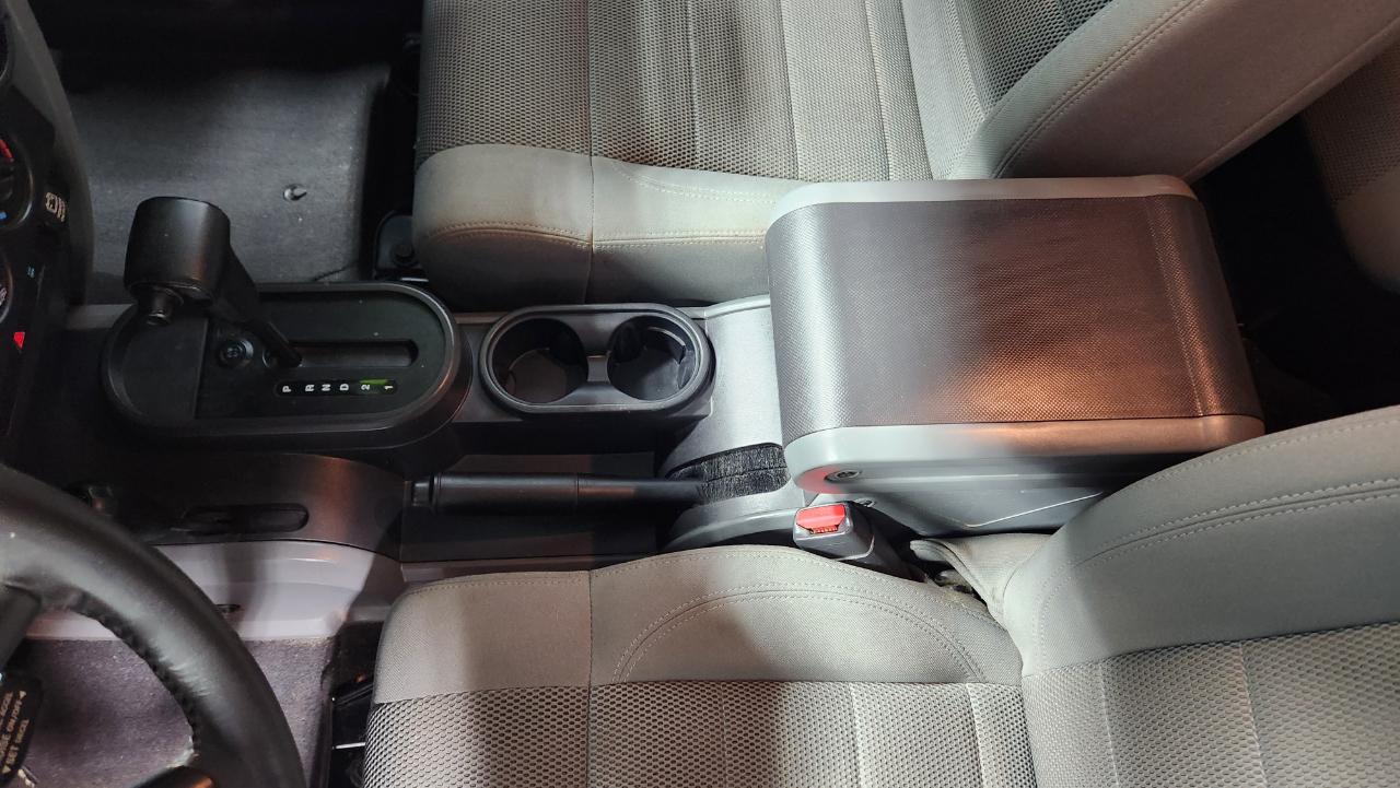 Jeep Wrangler Unlimited Sahara 4WD 2007