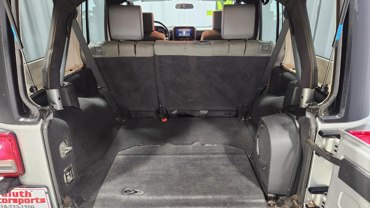 Jeep Wrangler Unlimited Sahara 4WD 2007