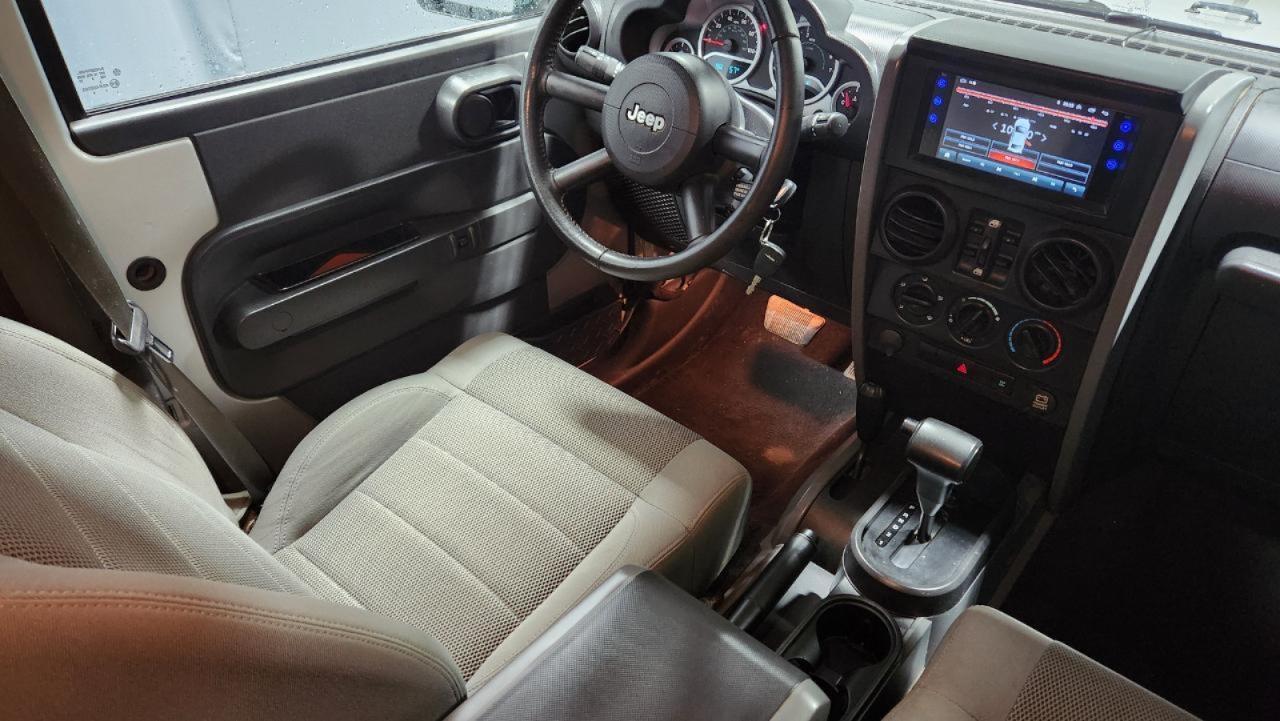 Jeep Wrangler Unlimited Sahara 4WD 2007