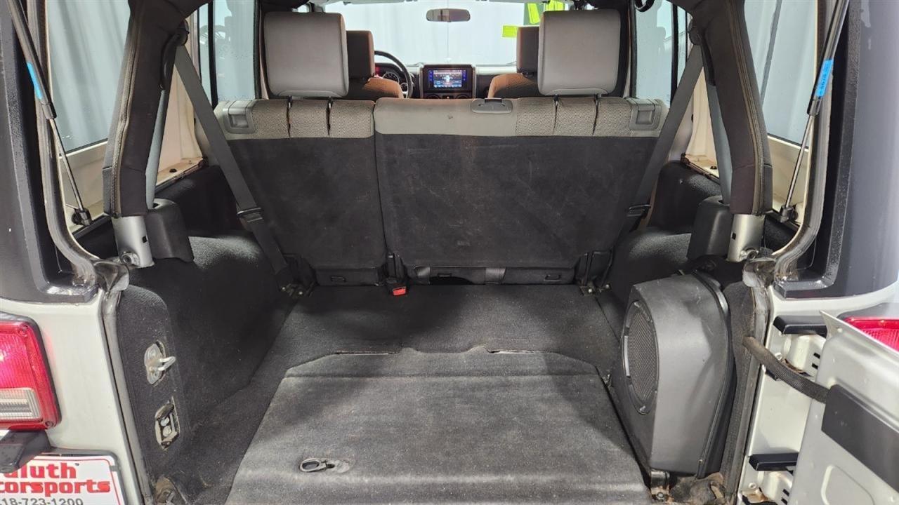 Jeep Wrangler Unlimited Sahara 4WD 2007