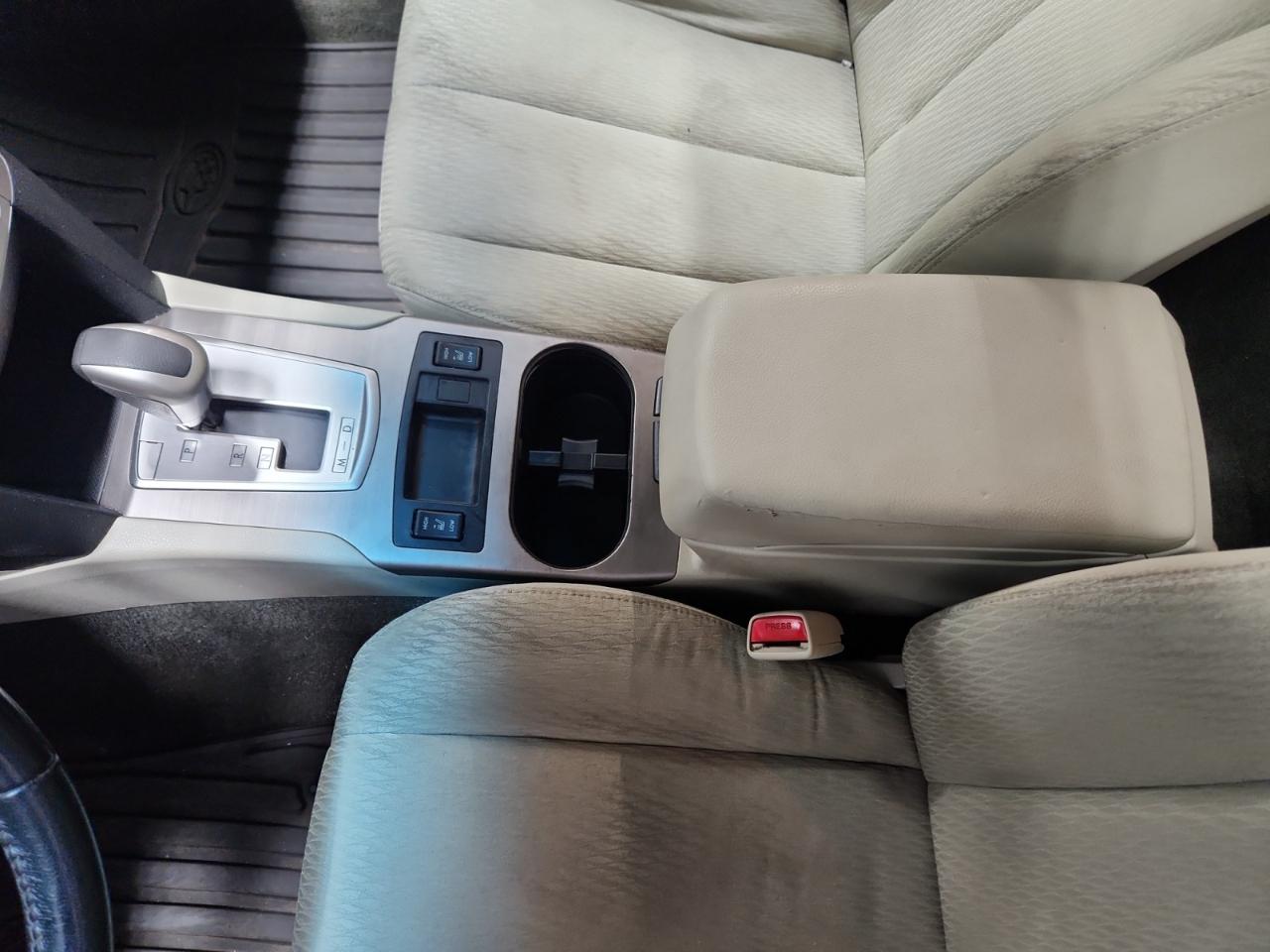Subaru Legacy 2.5i Premium 2012