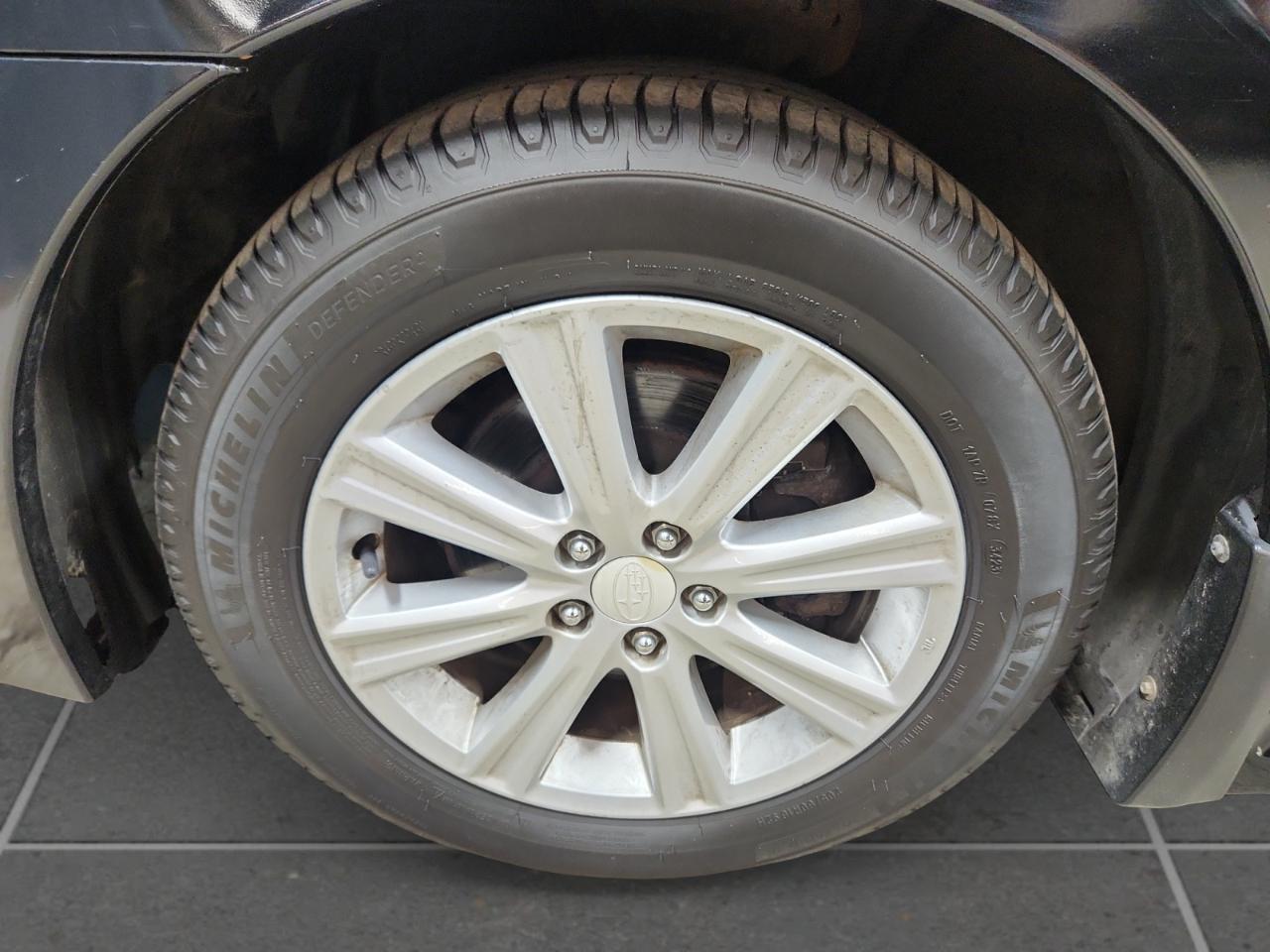 Subaru Legacy 2.5i Premium 2012
