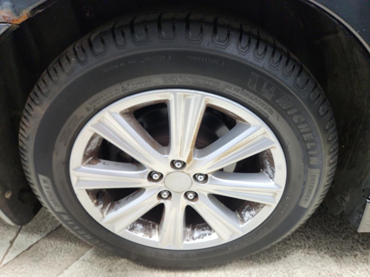 Subaru Legacy 2.5i Premium 2012