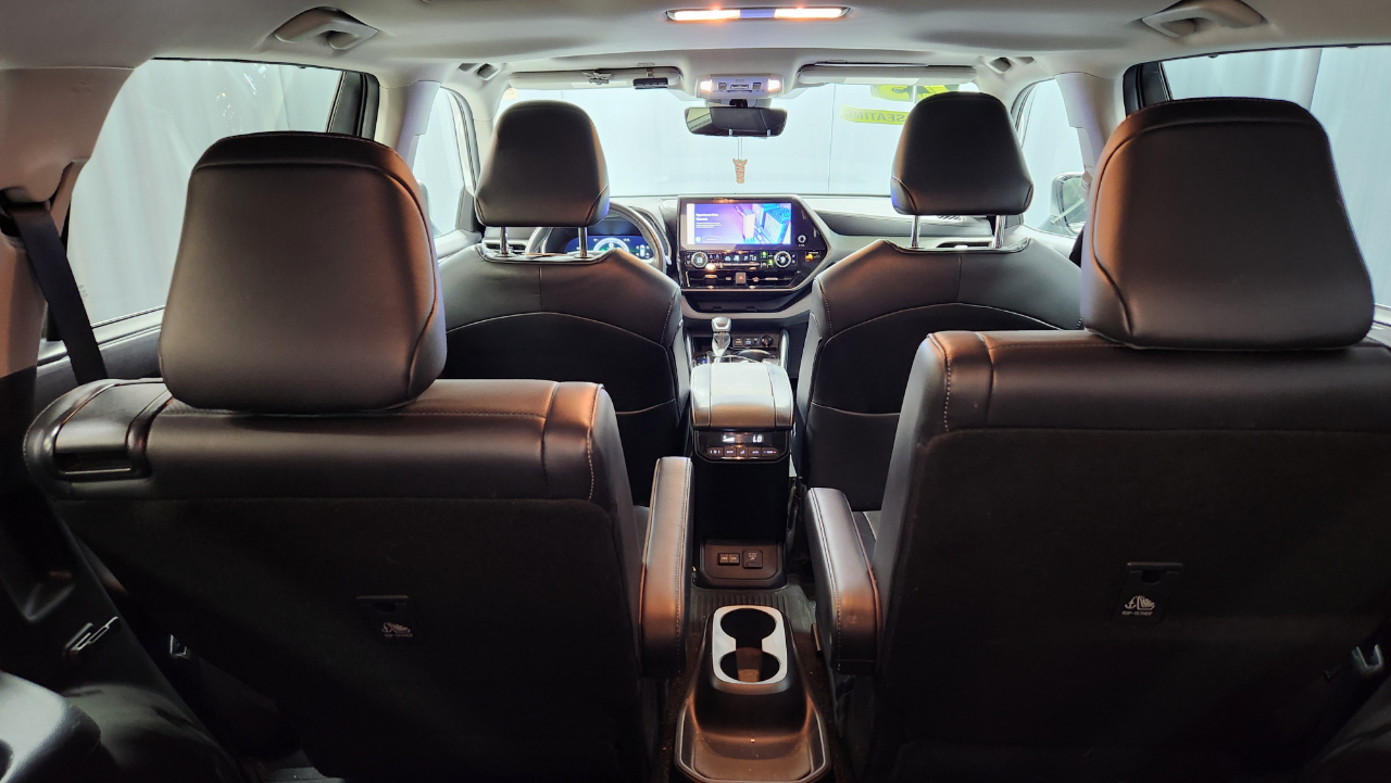 Toyota Highlander Hybrid Limited AWD 2023 Toyota Highlander Hybrid Limited AWD 2023