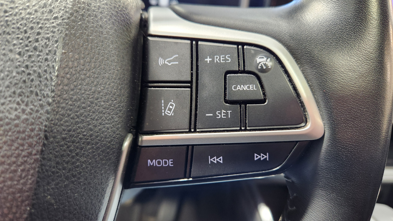 Toyota Highlander Hybrid Limited AWD 2023 Toyota Highlander Hybrid Limited AWD 2023