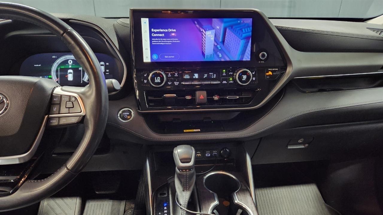 Toyota Highlander Hybrid Limited AWD 2023