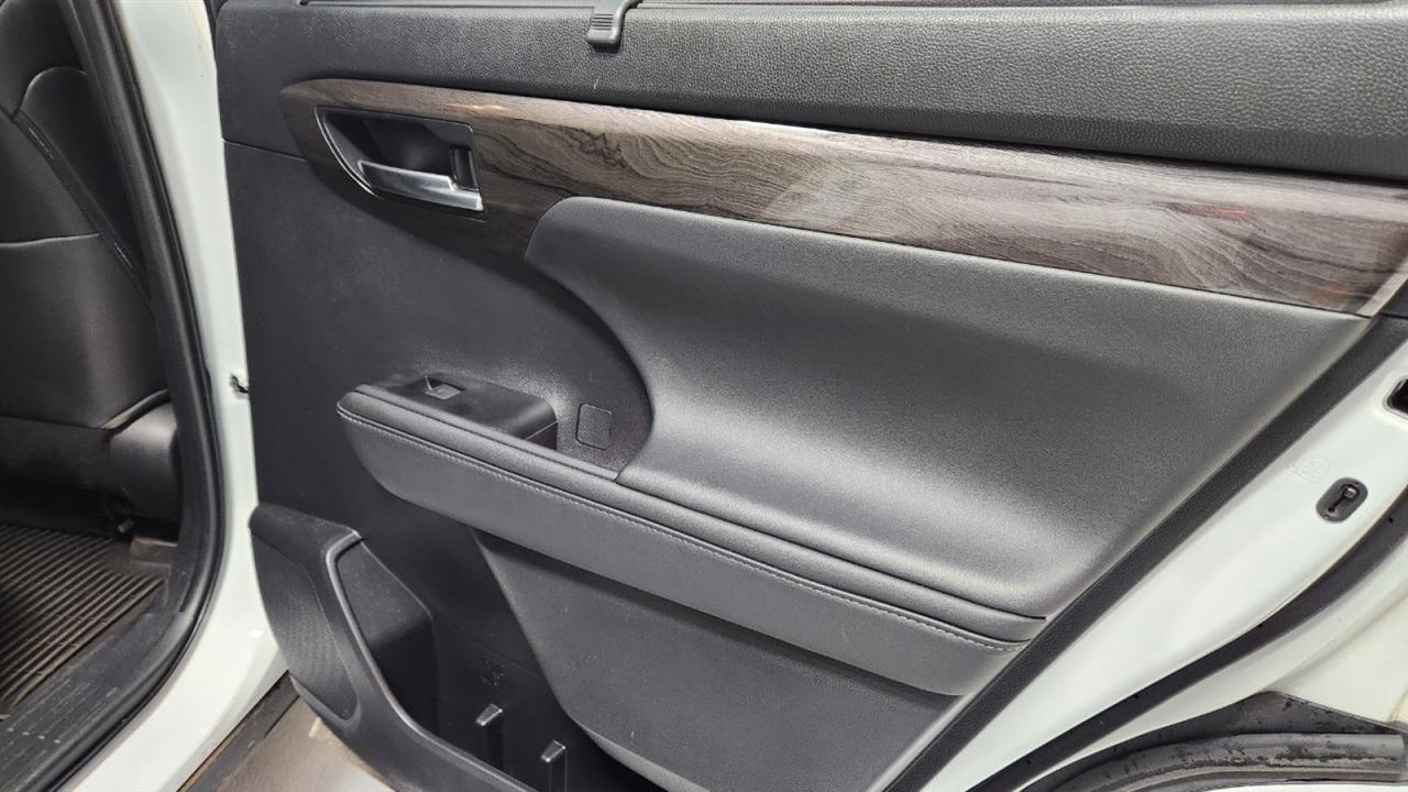 Toyota Highlander Hybrid Limited AWD 2023