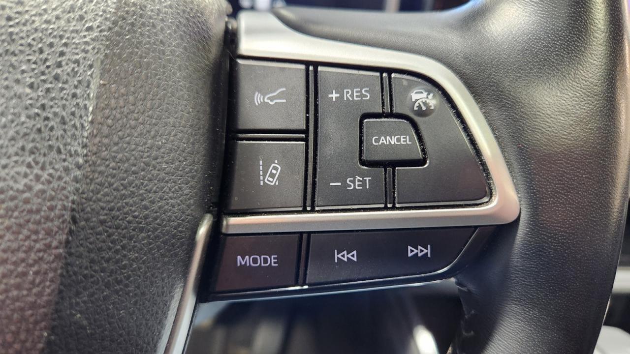 Toyota Highlander Hybrid Limited AWD 2023