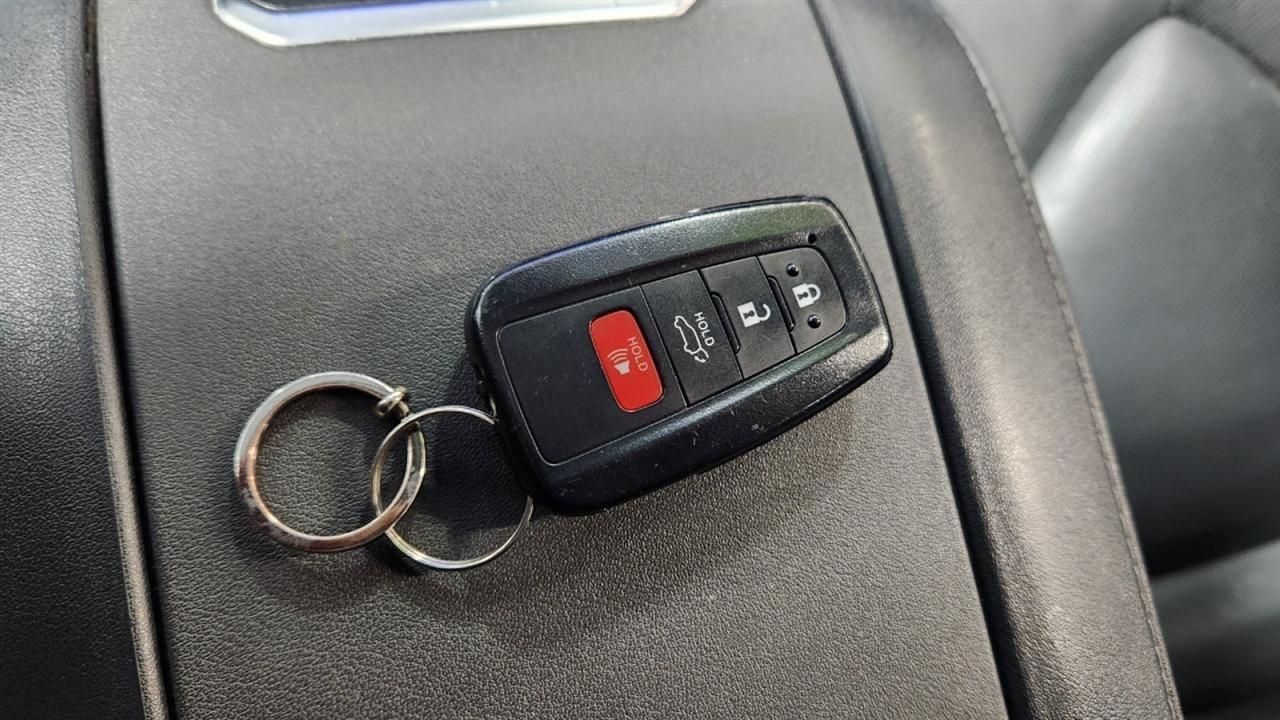 Toyota Highlander Hybrid Limited AWD 2023