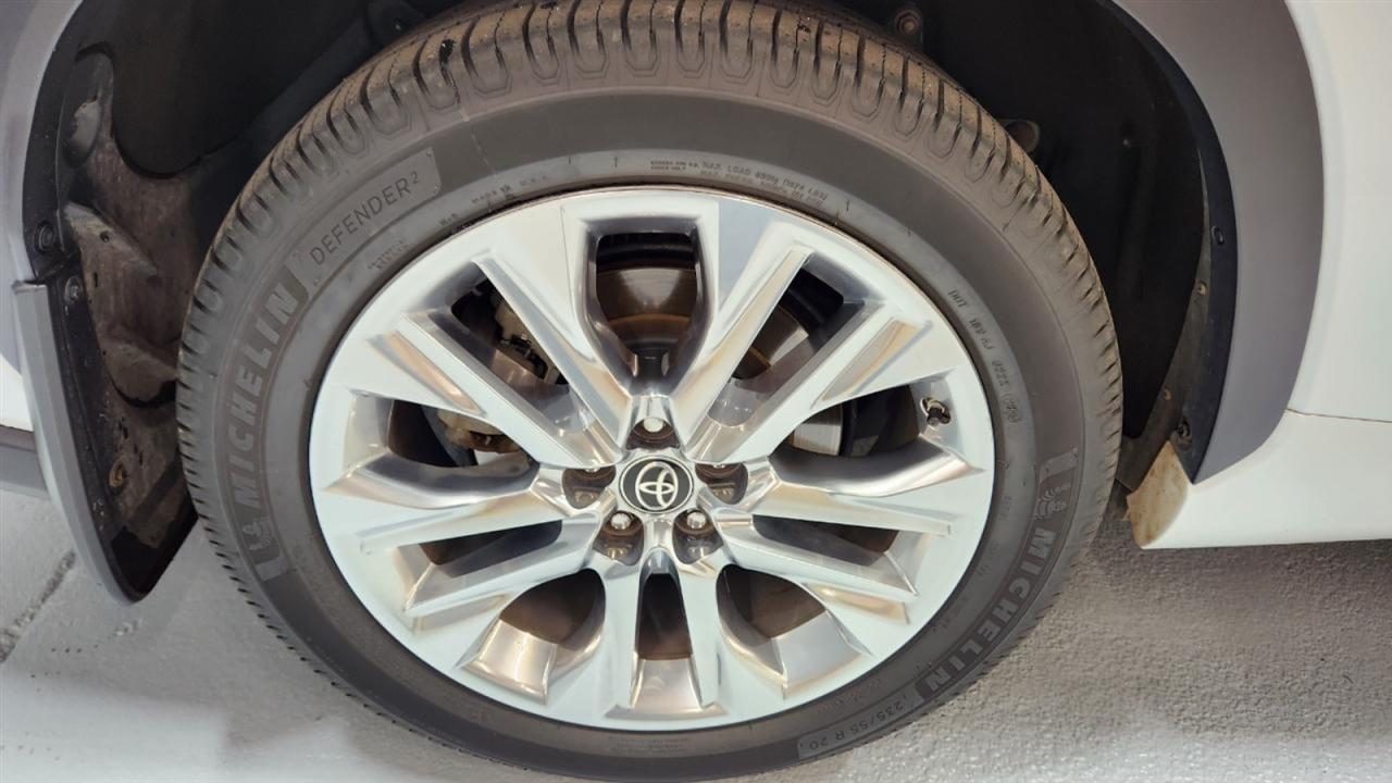 Toyota Highlander Hybrid Limited AWD 2023