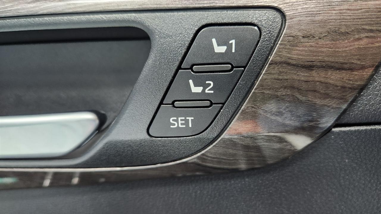 Toyota Highlander Hybrid Limited AWD 2023