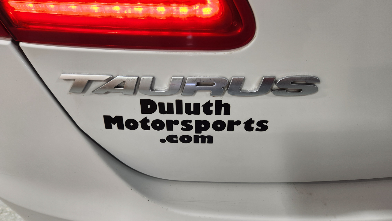 Ford Taurus SE FWD 2014