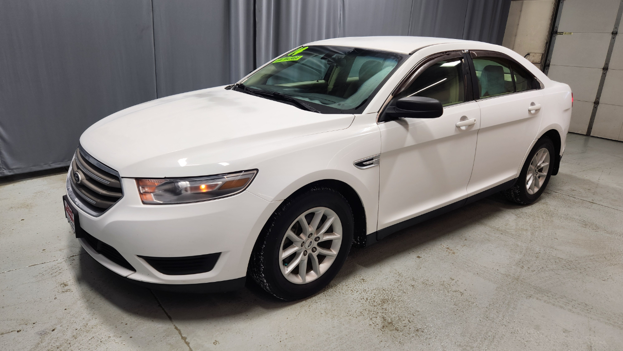 Ford Taurus SE FWD 2014