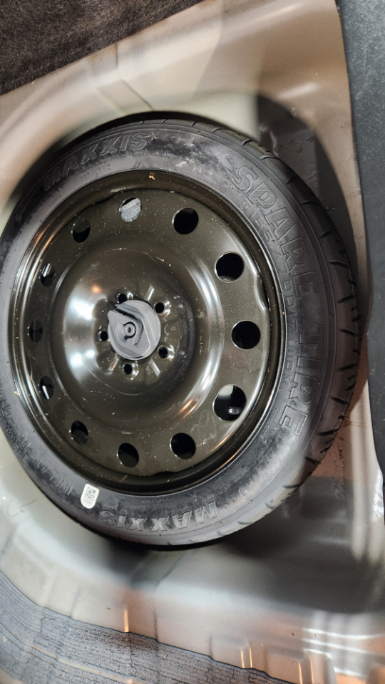 Ford Taurus SE FWD 2014