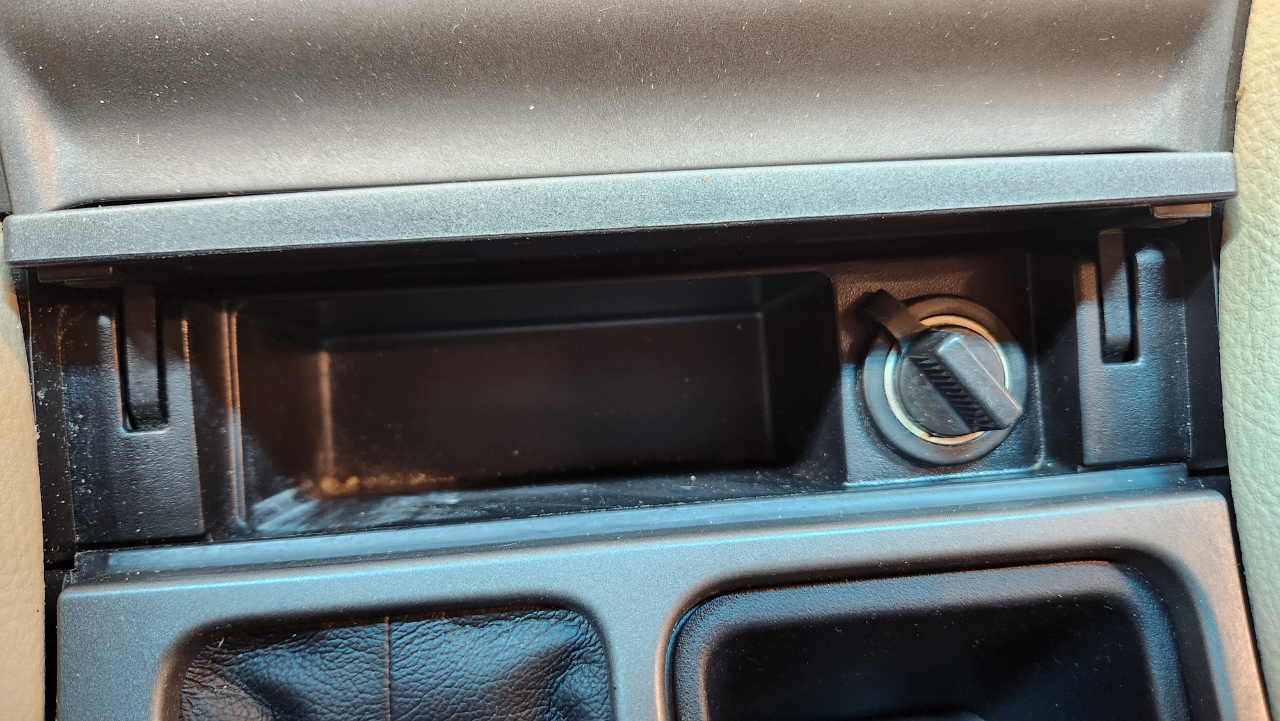 Ford Taurus SE FWD 2014