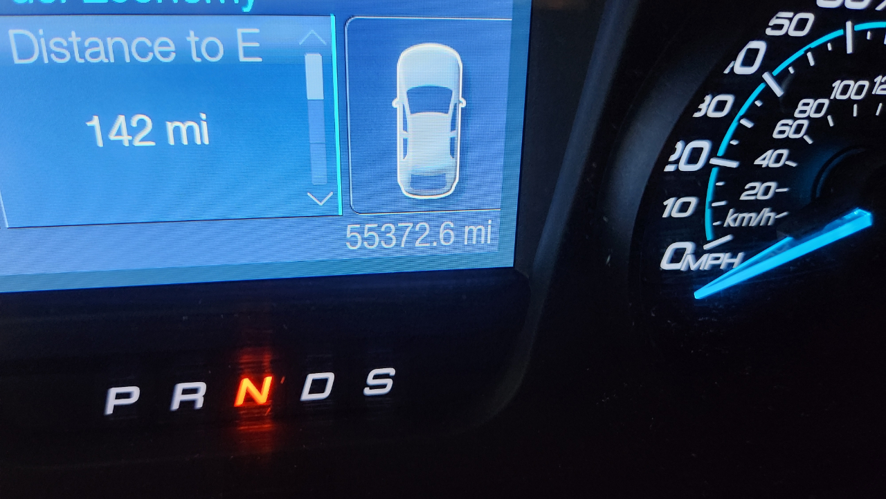 Ford Taurus SE FWD 2014