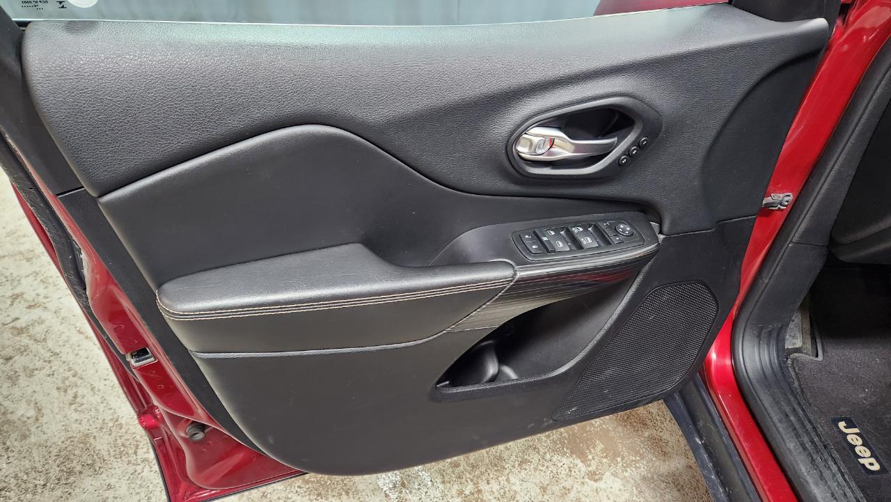 Jeep Cherokee Limited 4WD 2015