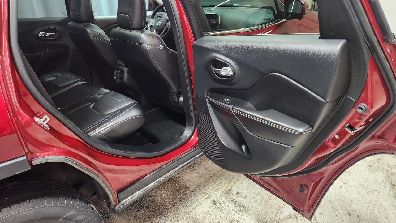 Jeep Cherokee Limited 4WD 2015