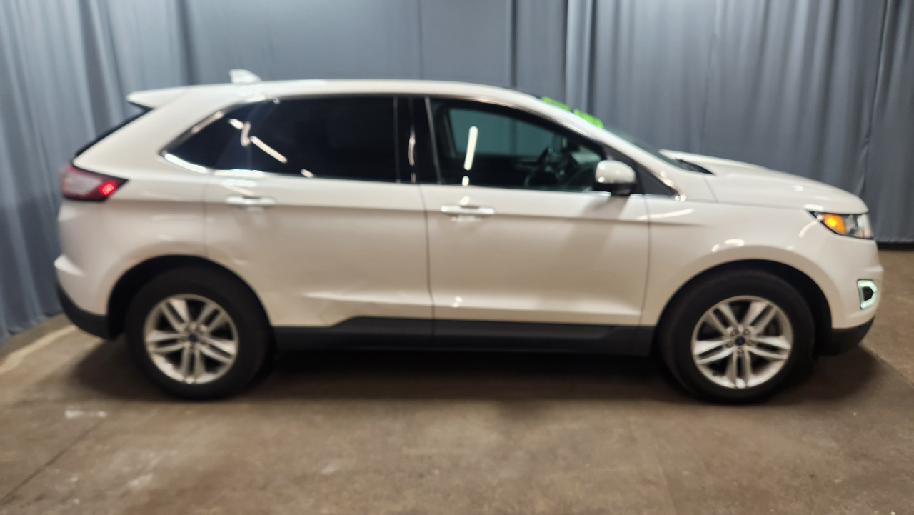 2017 Ford Edge SEL photo 6