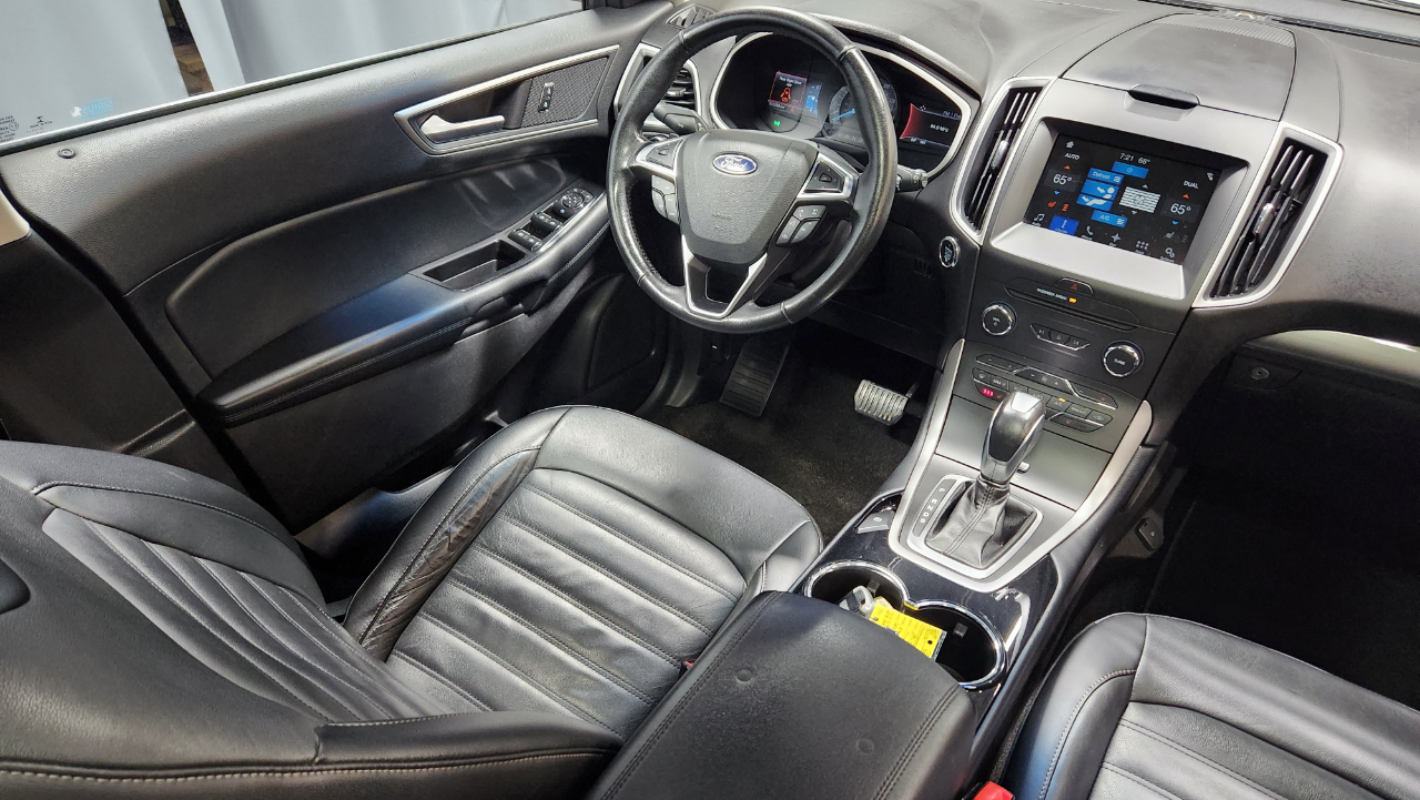 2017 Ford Edge SEL photo 36