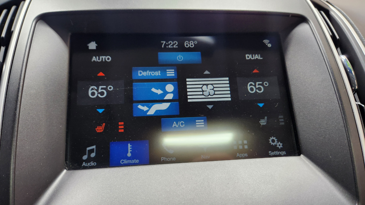 2017 Ford Edge SEL photo 43