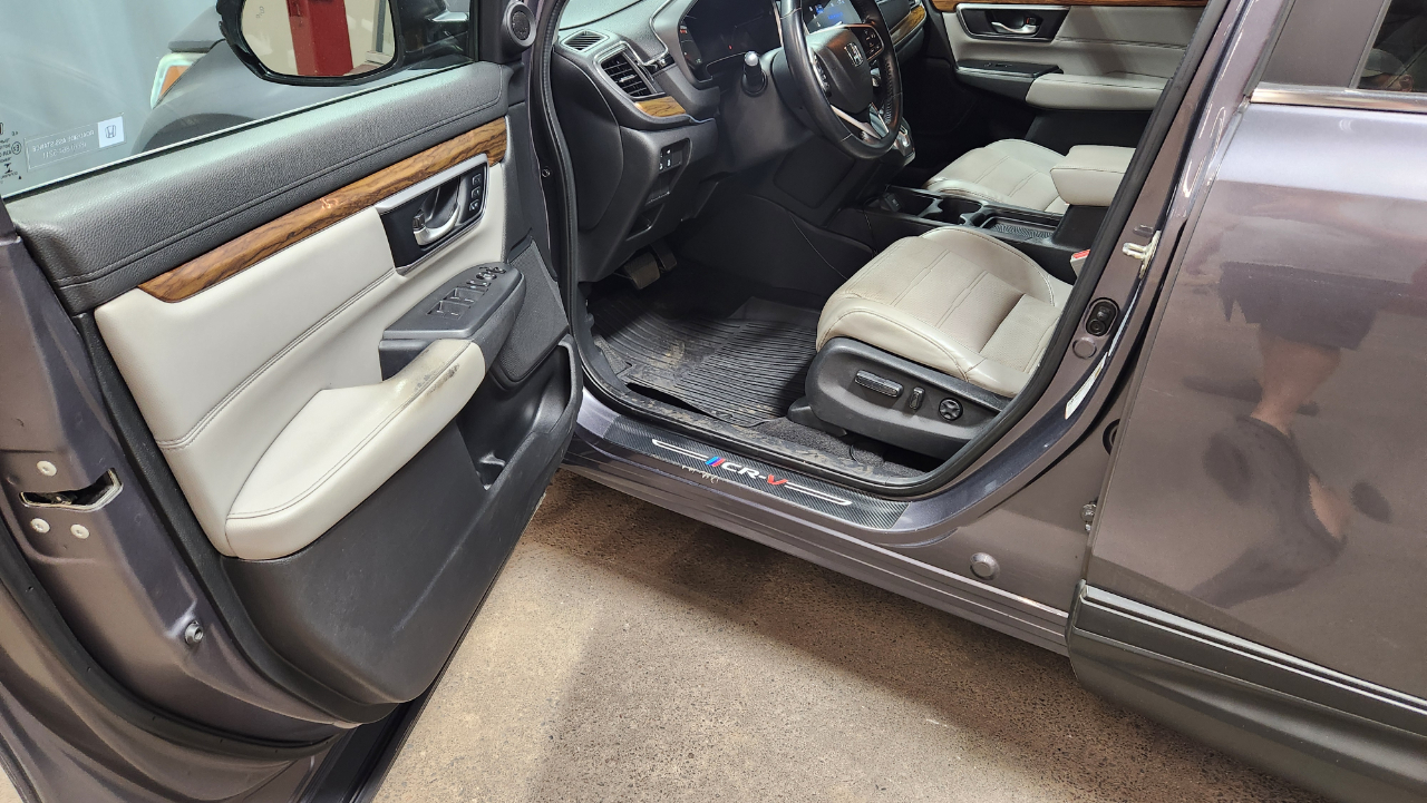 2017 Honda CR-V EX-L photo 19
