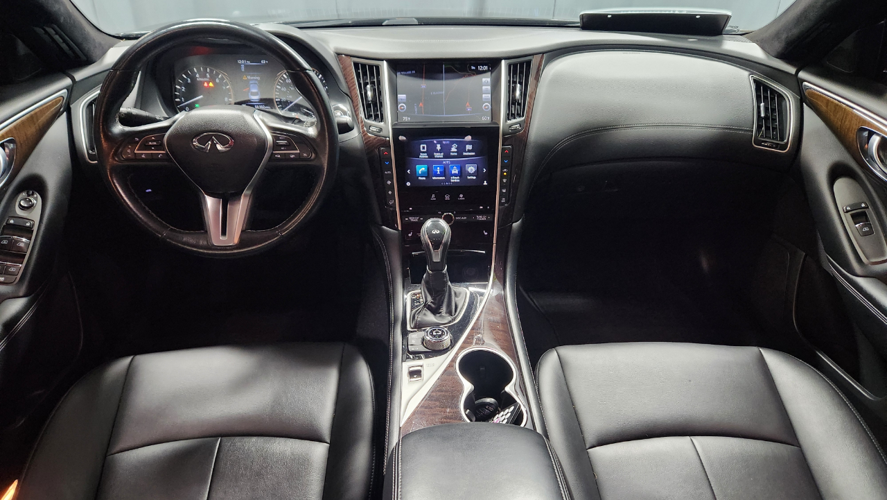 2019 Infiniti Q50 3.0t LUXE AWD photo 2