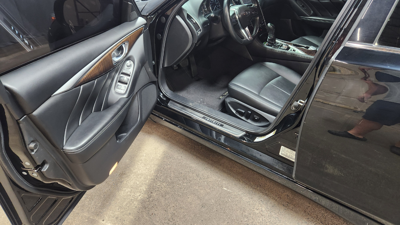 2019 Infiniti Q50 3.0t LUXE AWD photo 18
