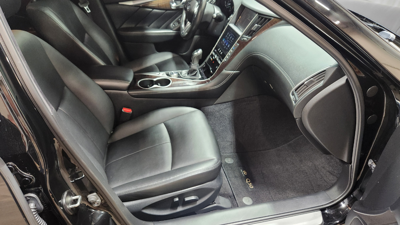 2019 Infiniti Q50 3.0t LUXE AWD photo 37