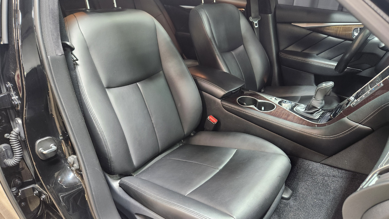 2019 Infiniti Q50 3.0t LUXE AWD photo 39