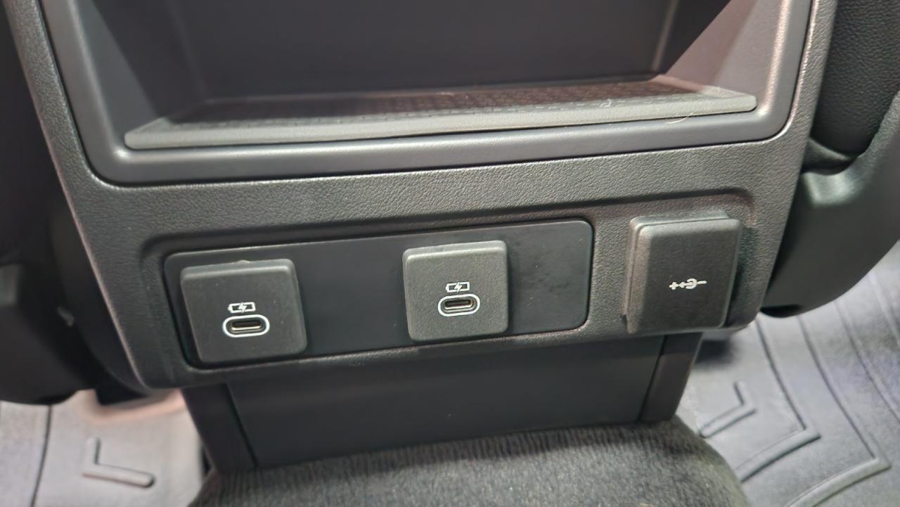 Jaguar F-Pace P400 R-Dynamic S 2025