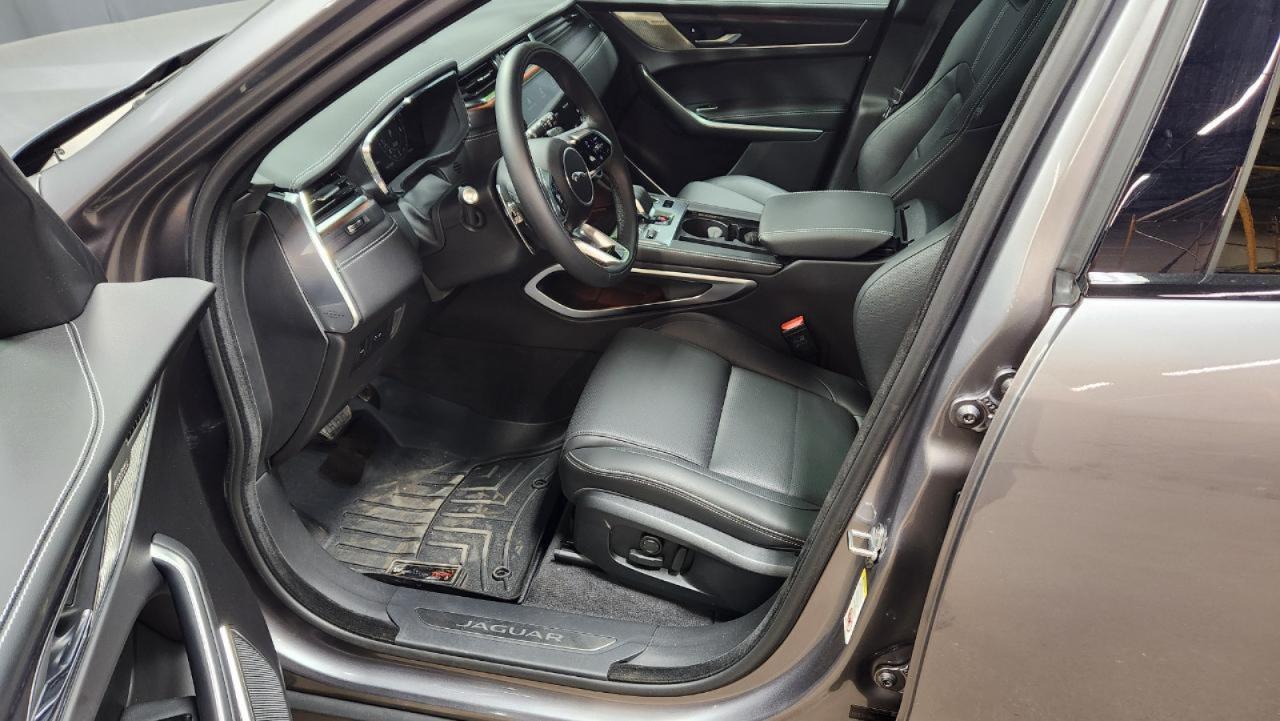 Jaguar F-Pace P400 R-Dynamic S 2025