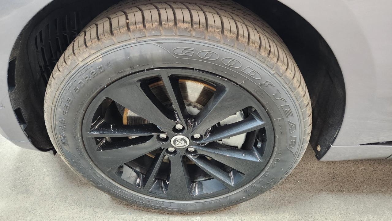 Jaguar F-Pace P400 R-Dynamic S 2025