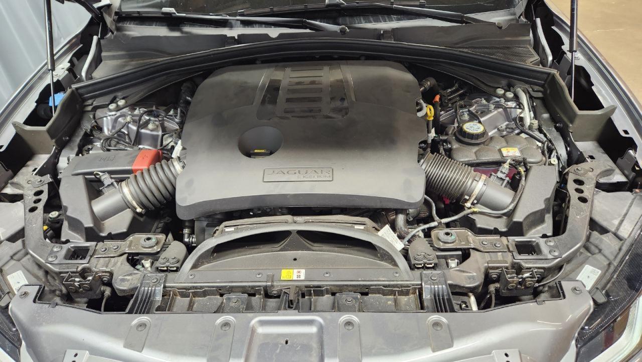 Jaguar F-Pace P400 R-Dynamic S 2025