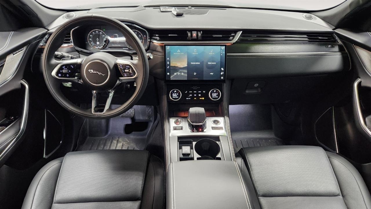 Jaguar F-Pace P400 R-Dynamic S 2025