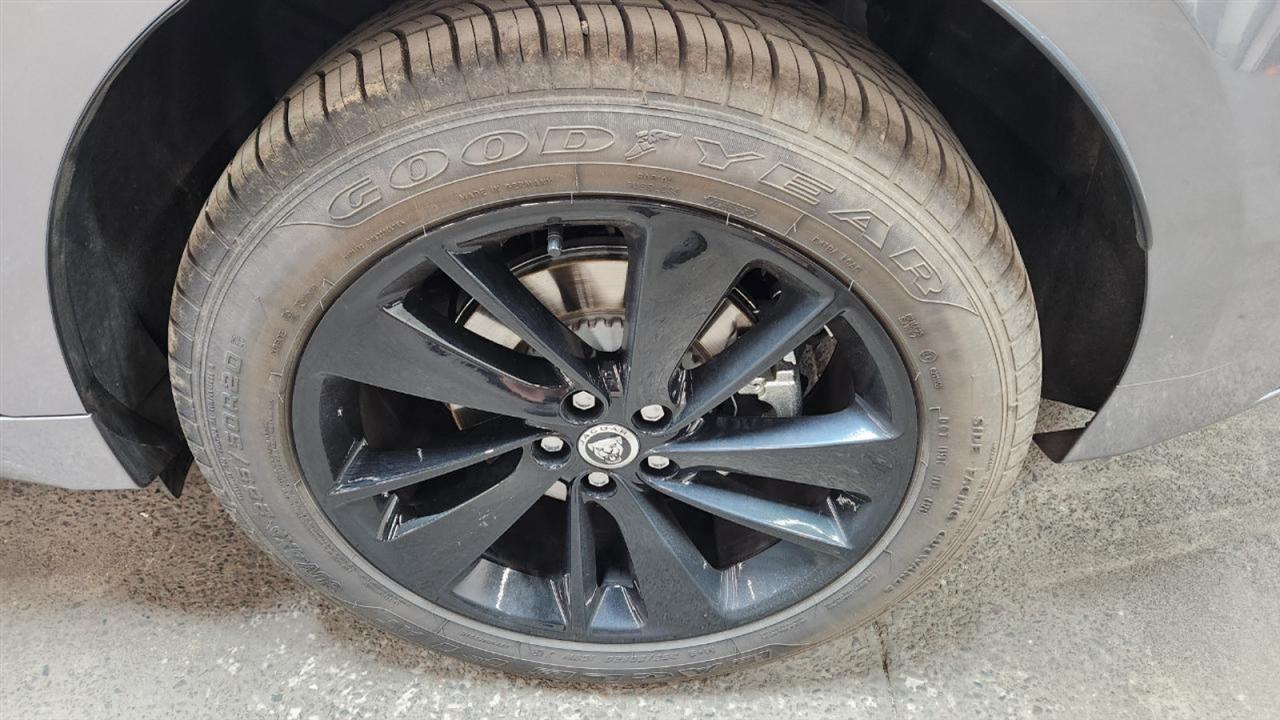 Jaguar F-Pace P400 R-Dynamic S 2025