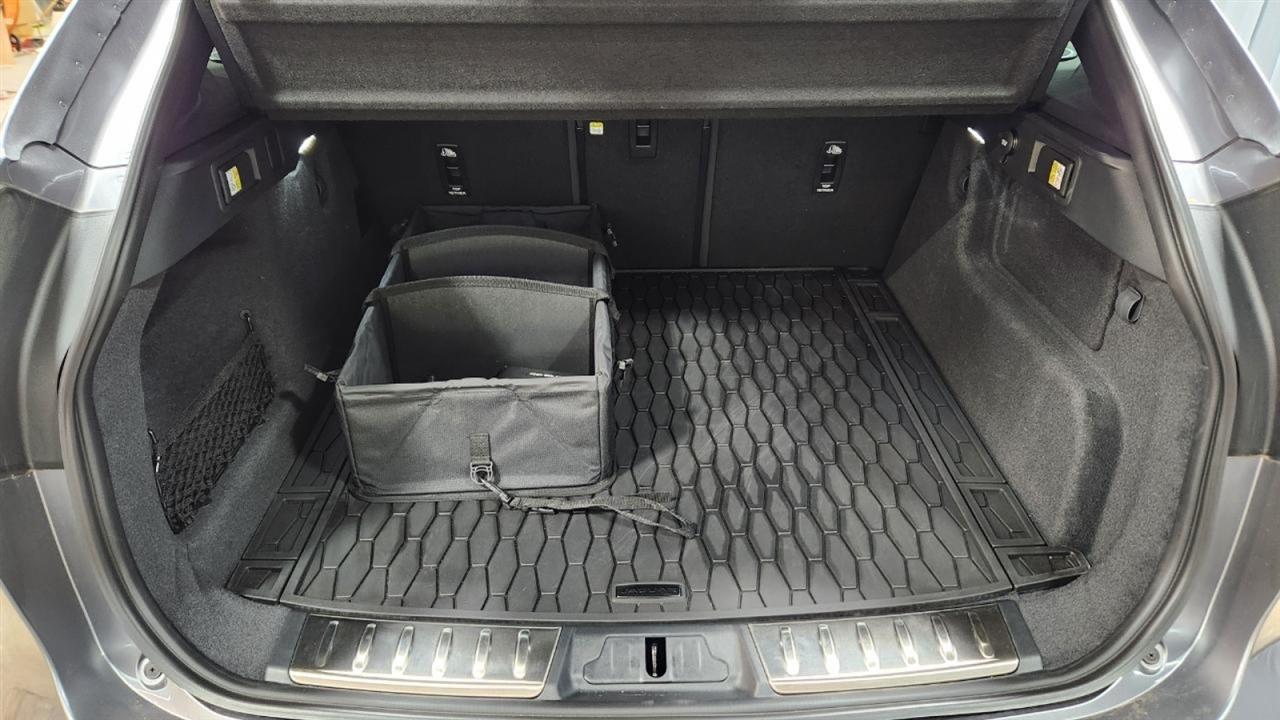 Jaguar F-Pace P400 R-Dynamic S 2025