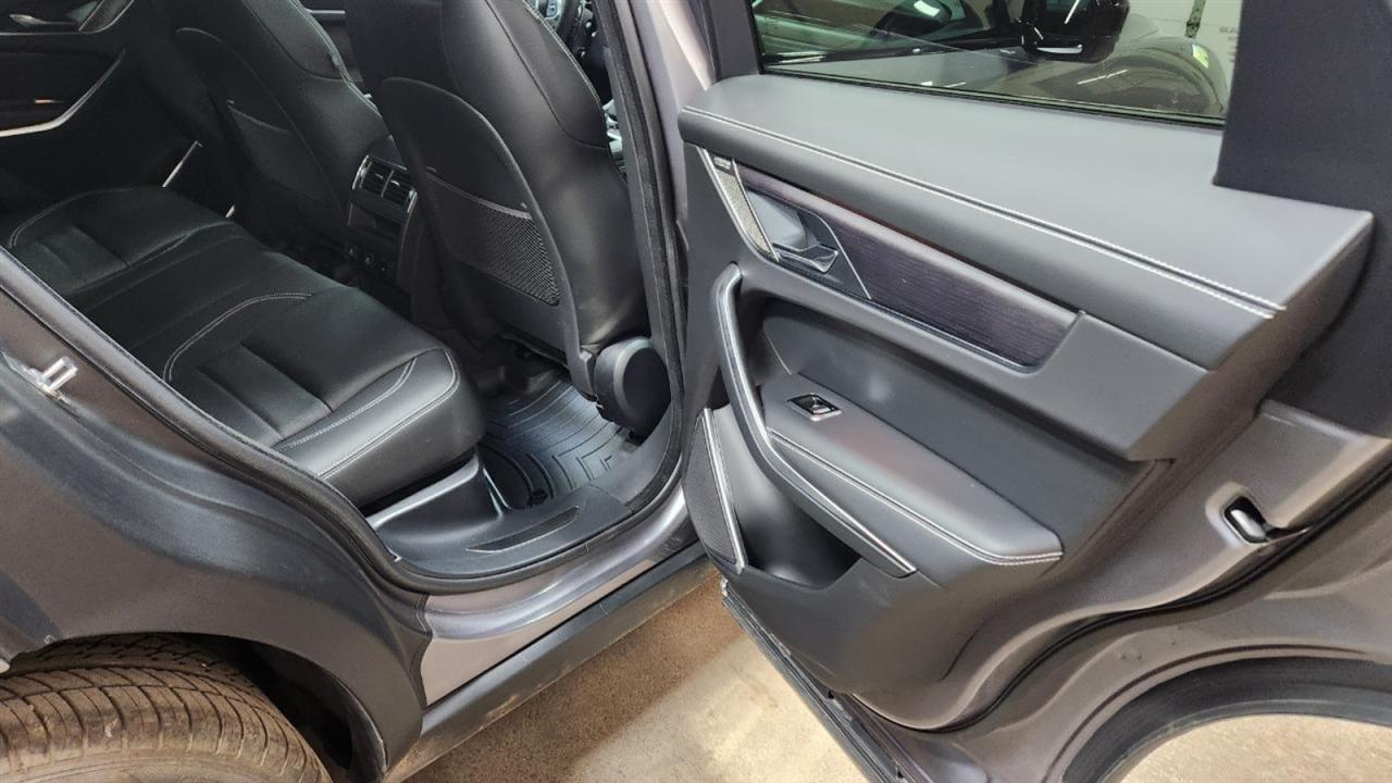 Jaguar F-Pace P400 R-Dynamic S 2025