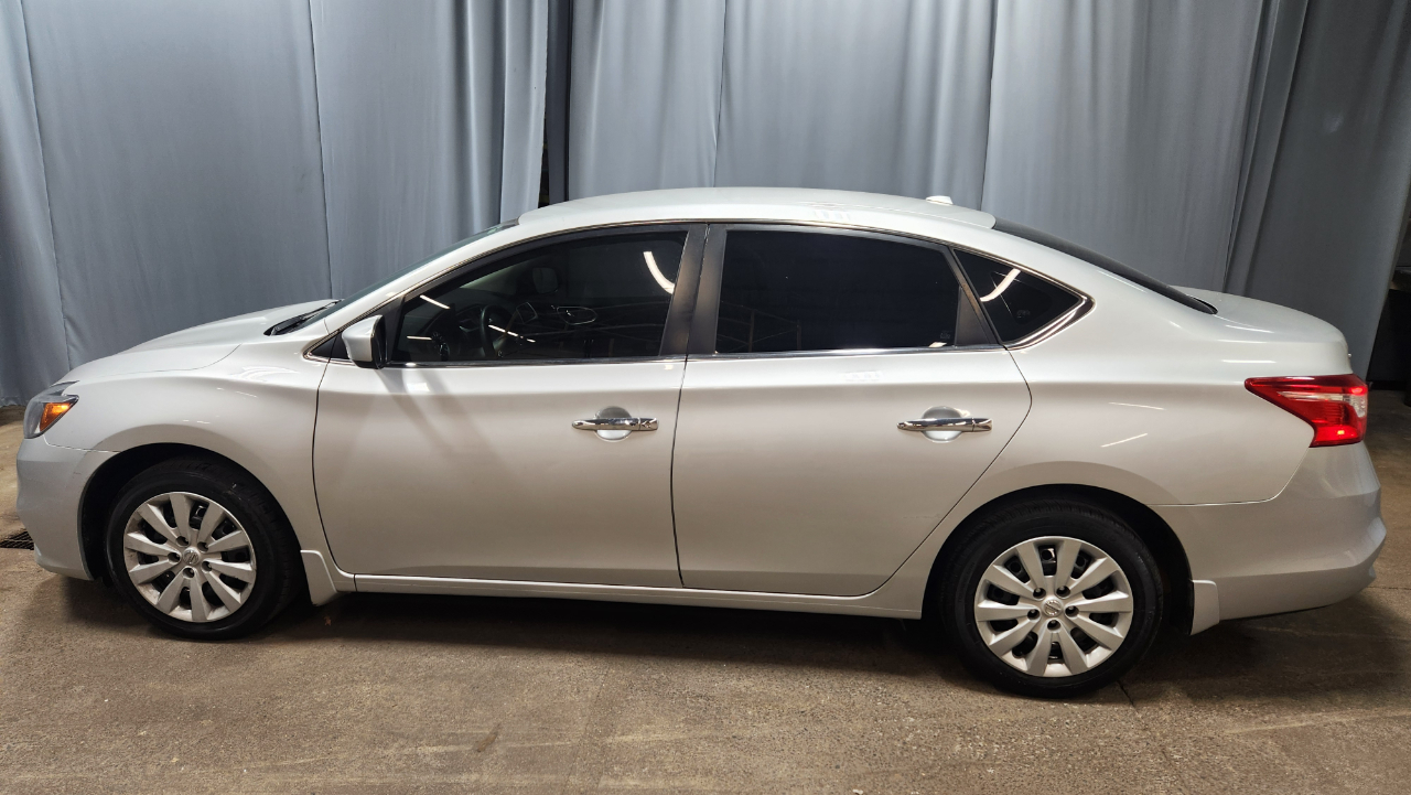 2017 Nissan Sentra SV photo 7