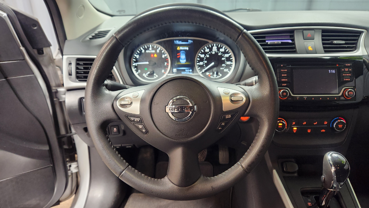 2017 Nissan Sentra SV photo 12